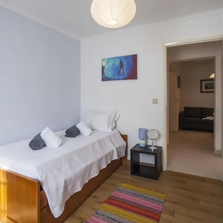 Central Flat By Green Vacations *
